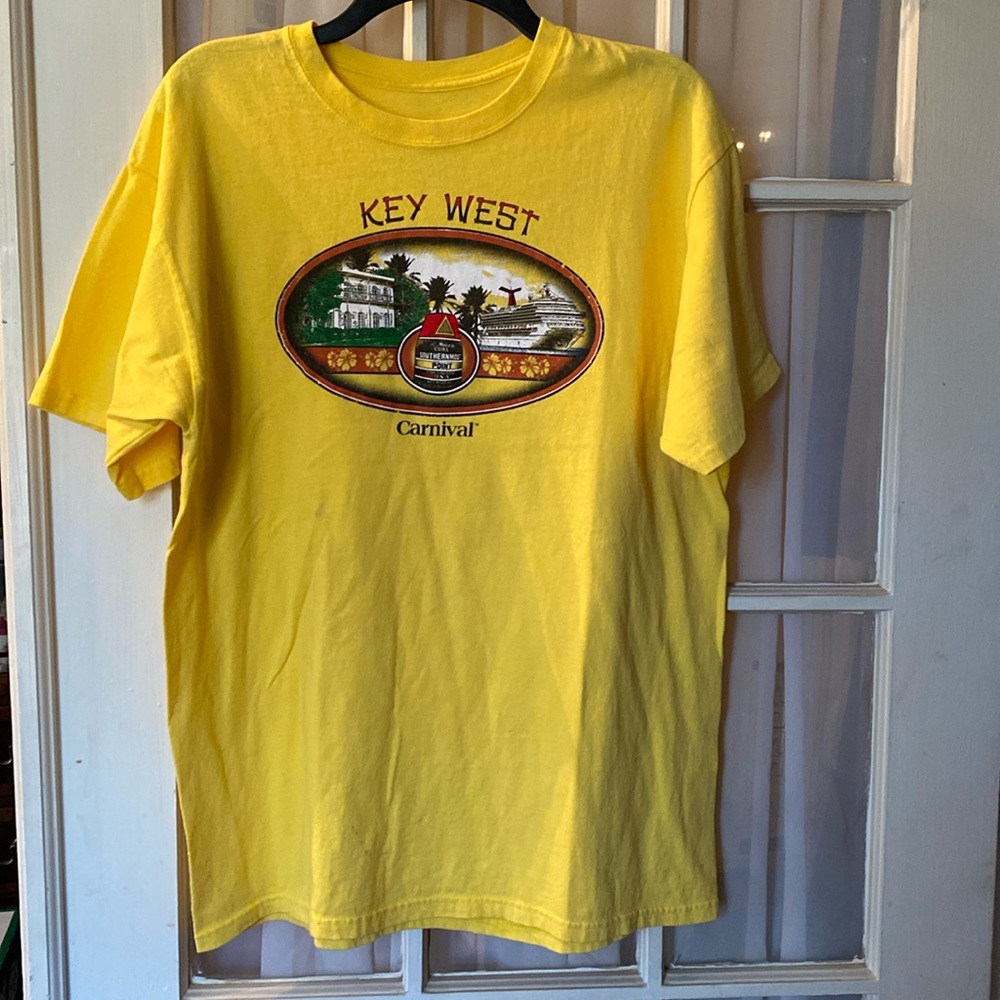 ! Key West Carnival t-shirt size L